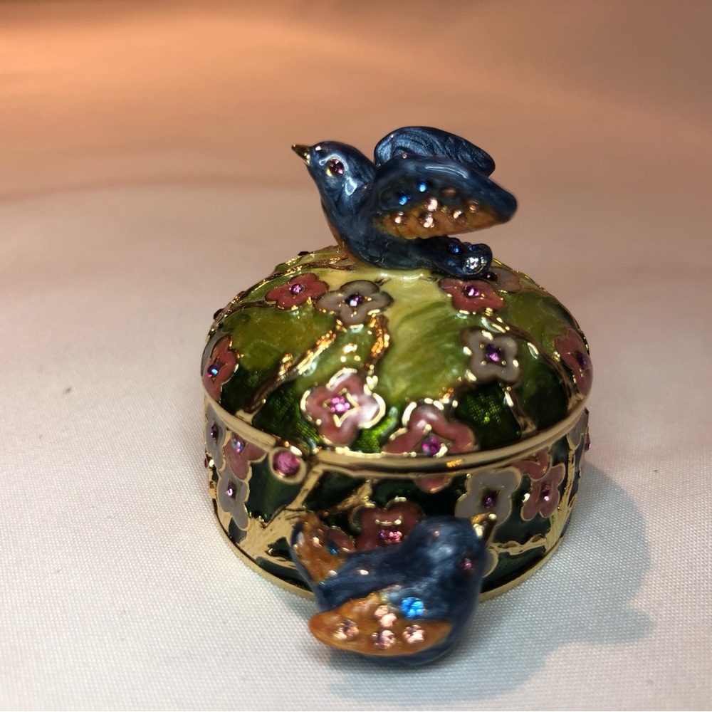 RARE ESTEE LAUDER SOLID PERFUME COMPACT, PRECIOUS BIRDS - 2006